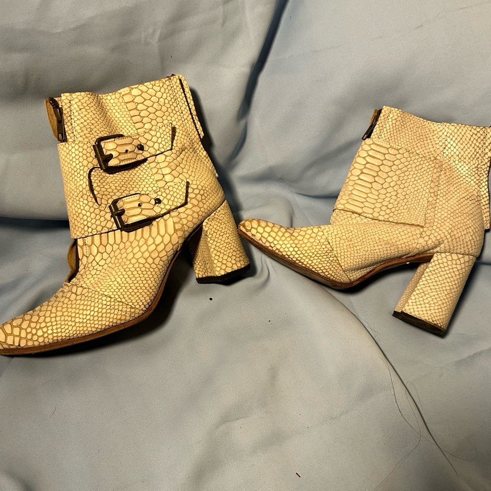Freebird by Steven Cream Ankle Booties with Buckle Straps